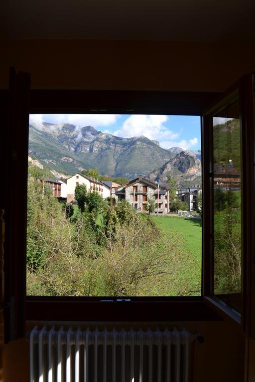 Albergue Velarta Villanova Exterior photo
