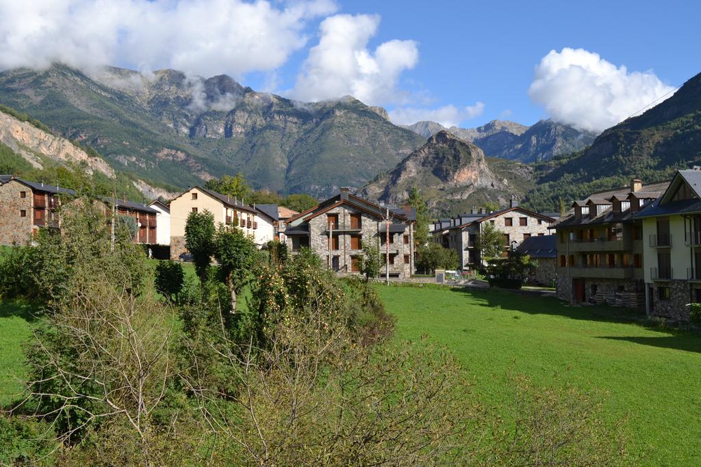 Albergue Velarta Villanova Exterior photo